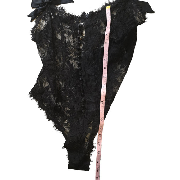 Vintage Victoria’s Secret Gold Label Black Lace Satin Bow Teddy - Picture 7 of 7